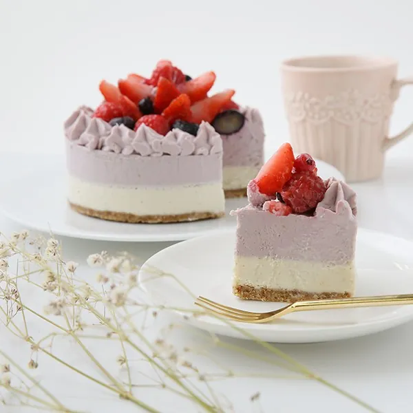 sante cafe まるのイチゴ＆ブルーベリーRAWケーキ 12cm