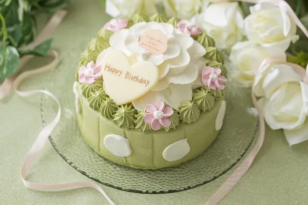 mon*chouchou 抹茶とホワイトチョコのお花ケーキ 4号