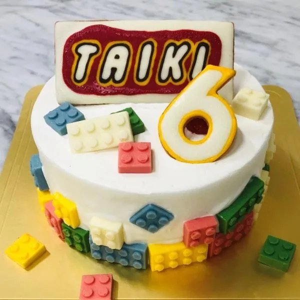 CAKE DESIGNER JUNのブロック＆ナンバーケーキ